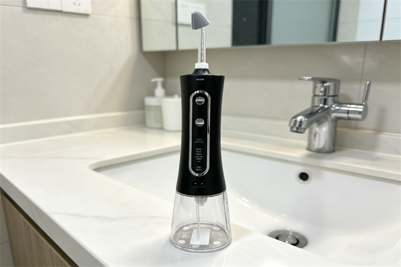 HF180A Mist Water Flosser: When "Deep Cleaning" Meets "Mist Gum Care" – The Advanced Choice for Family Oral Care